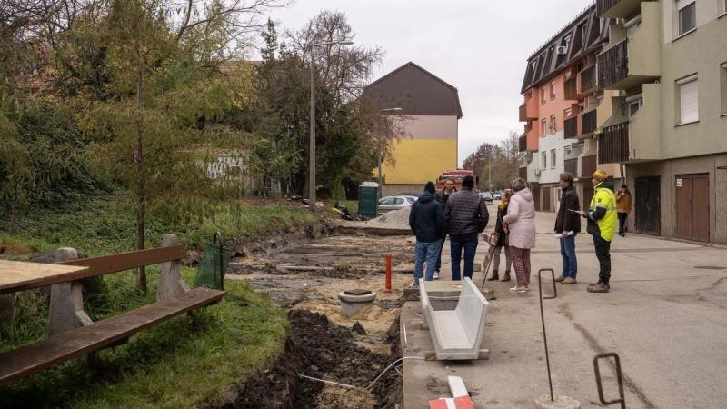 KEMMA - Végre megoldódik a tatai tömbök csapadékvíz elvezetési problémája!