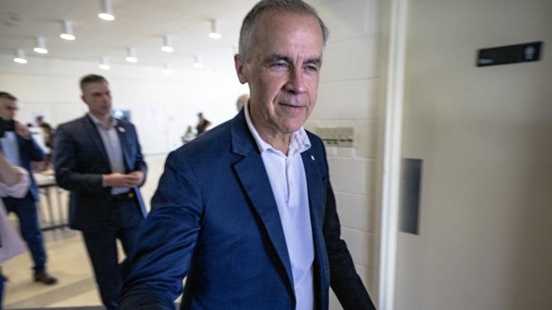 Az Egyesült Államok fenyegetéseinek árnyékában egy figyelemre méltó esemény zajlott le: a világ egyik legnagyobb országa határozottan kifejezte nemtetszését Trump politikájával szemben, és ezzel jelentős győzelmet könyvelhetett el a Fehér Ház éles kritiku