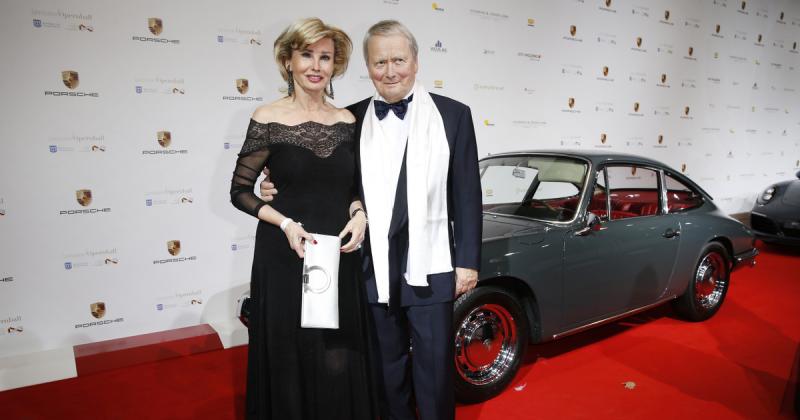 A salzburgiak felháborodtak, mert a Porsche család egy exkluzív alagút kivitelezésére készül, amely a luxuskastélyukhoz vezetne.