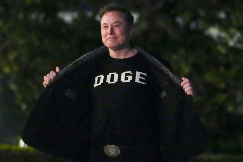 Elon Musk bejelentette, hogy elhagyja a kormányzati pozícióját.