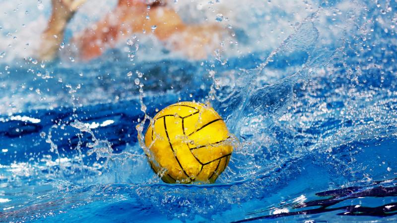 Huszonöt évvel ezelőtt történt egy jelentős esemény: a Kemény-legények berobbantak a köztudatba, és ezzel a vízipólósok halhatatlanná váltak. Ez a pillanat maradandó nyomot hagyott a sportág történetében. - Pénzcentrum