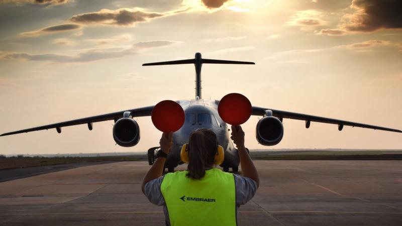 Újabb légi óriás landol a honvédség kötelékében!