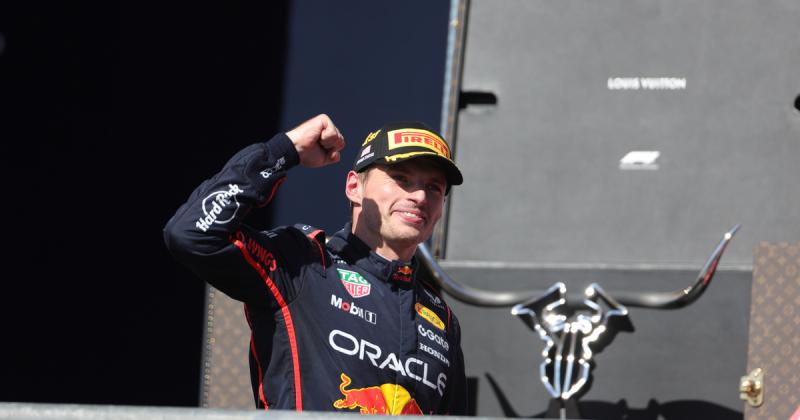 Max Verstappen egy igazi fenomén - minden tekintet a holland pilótára irányult az F1 izgalmas végjátékában.