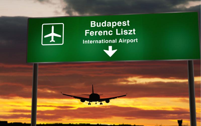 Ferihegyen jelentős átalakulás zajlik, amely számos turistát érint. A változások célja, hogy a repülőtér modernizálásával és fejlesztésével még kellemesebb élményeket nyújtson az utazók számára. Érdemes figyelemmel kísérni a friss híreket és tájékozódni a