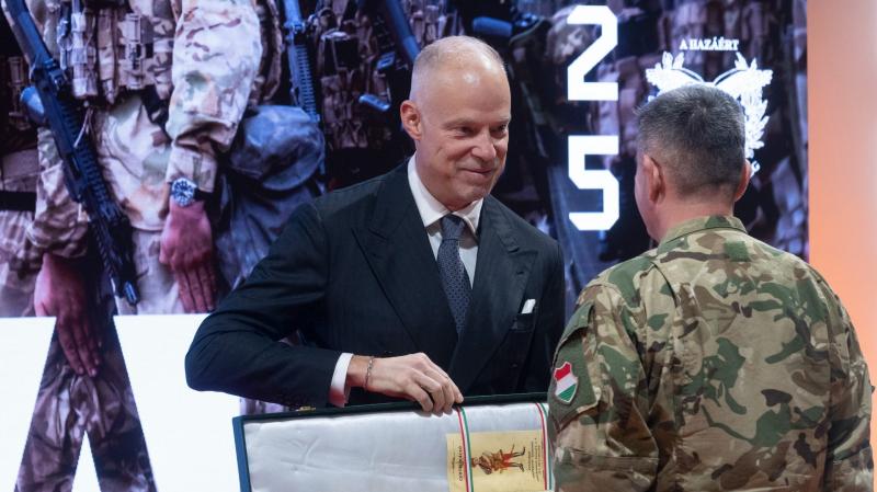 A rendszerváltás óta eltelt időszak legjelentősebb katonai gyakorlatát sikeresen lebonyolították Magyarországon.